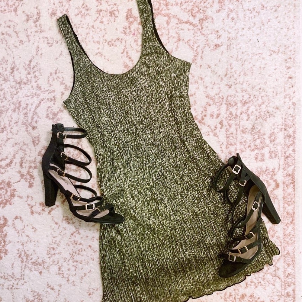 Forever 21 | Gold Easy Fit Festive Dress